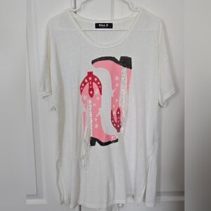 Blue B White Short Sleeve Tee with Pink Boot Design